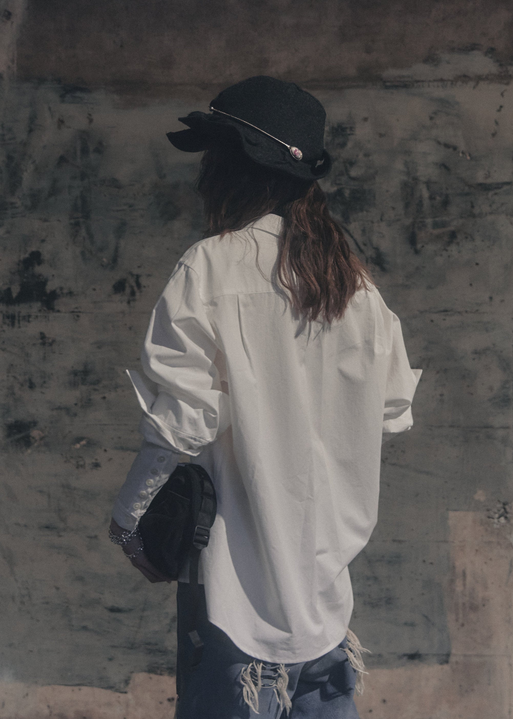 Rolled-up Sleeves Cotton Shirt [BK]
