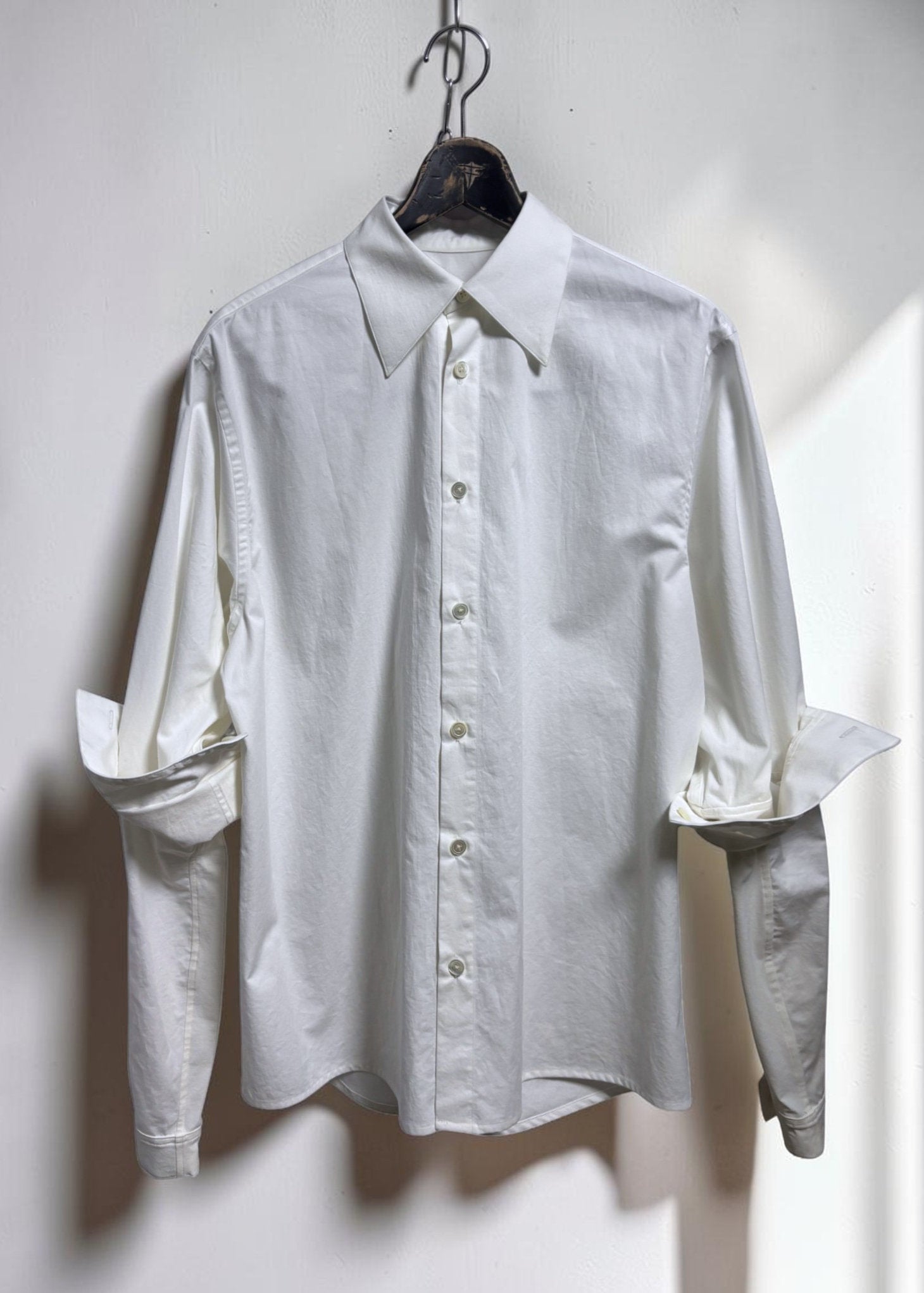 Rolled-up Sleeves Cotton Shirt [WH]