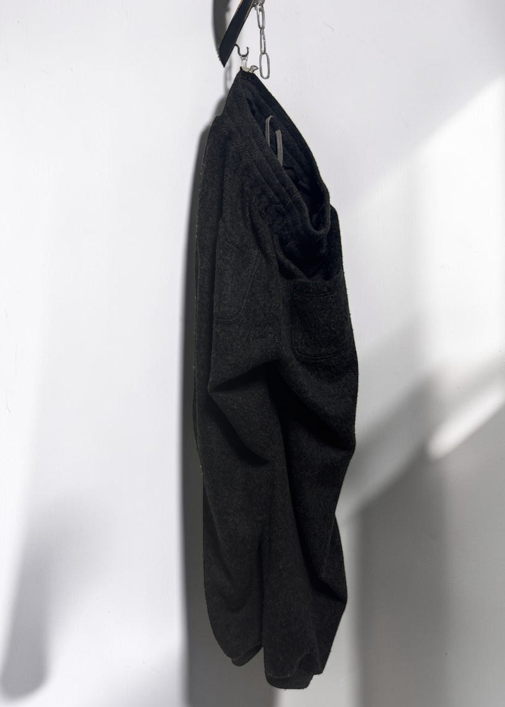 Motion Relaxed Shaggy Pants [BK]