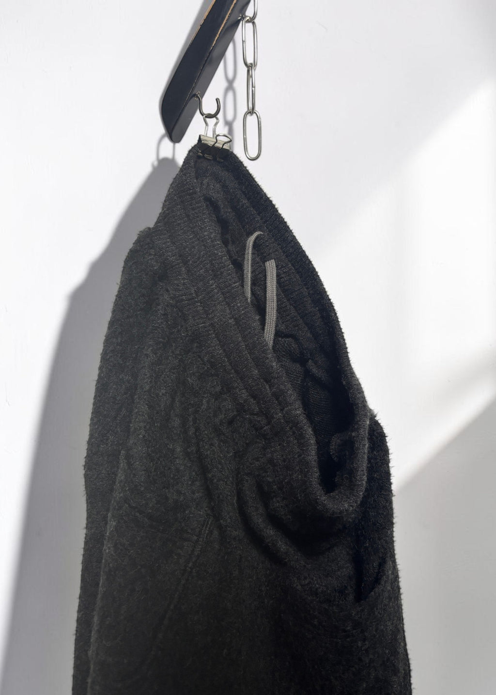 Motion Relaxed Shaggy Pants [BK]