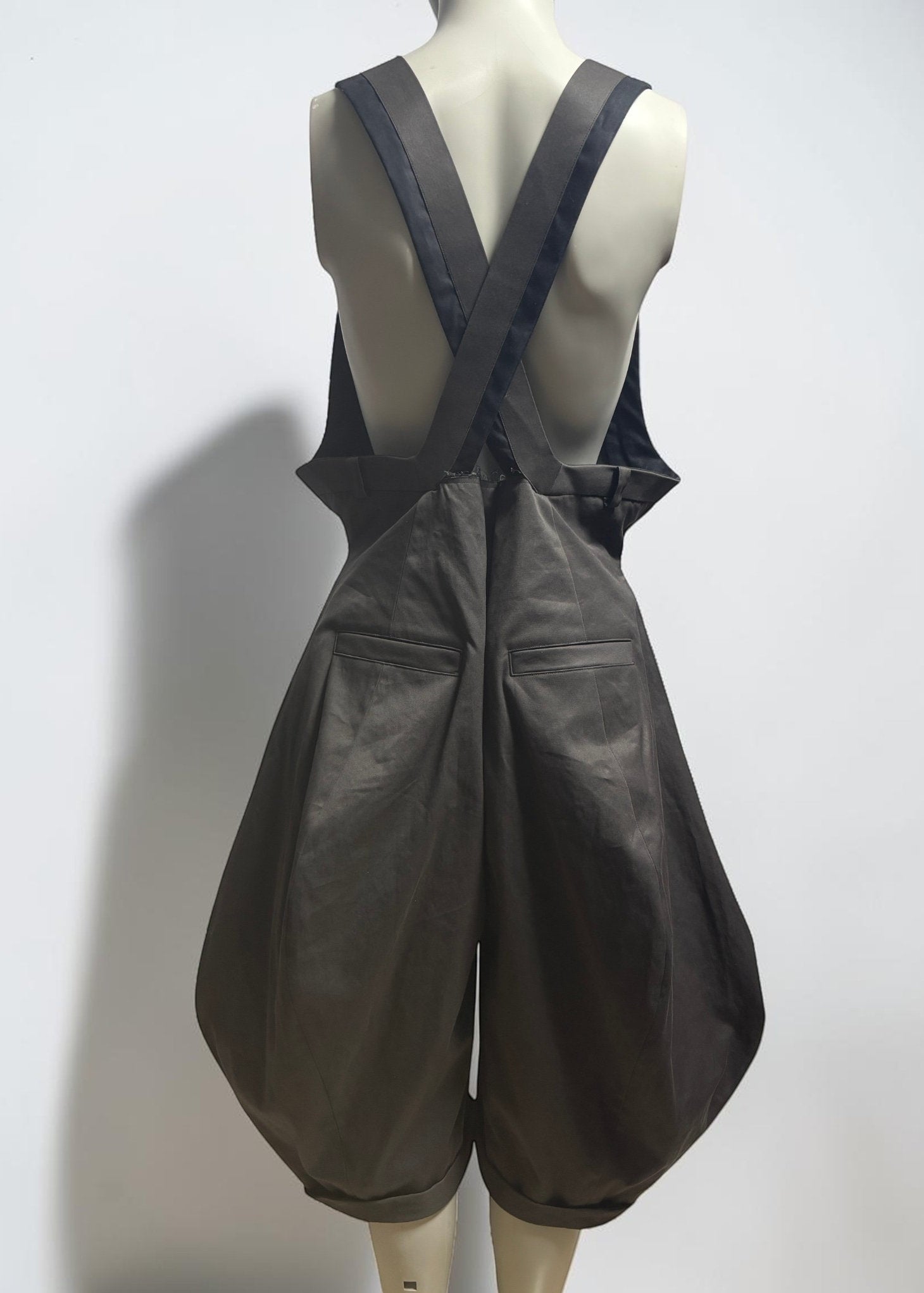 Suspended Form Trousers [CH]