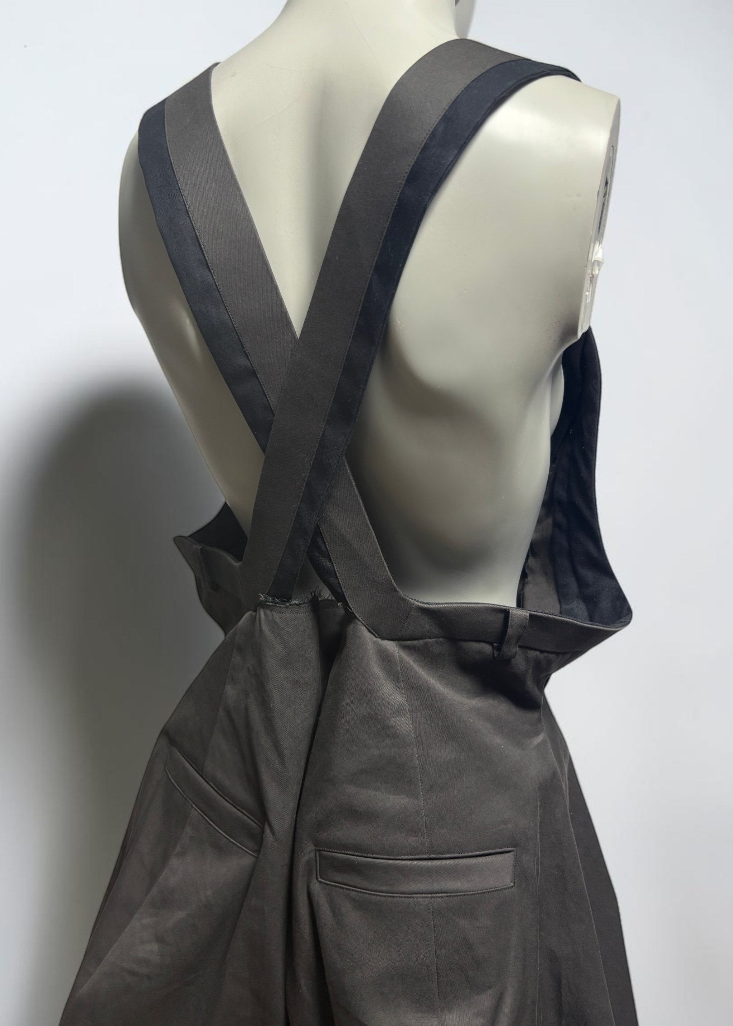 Suspended Form Trousers [CH]