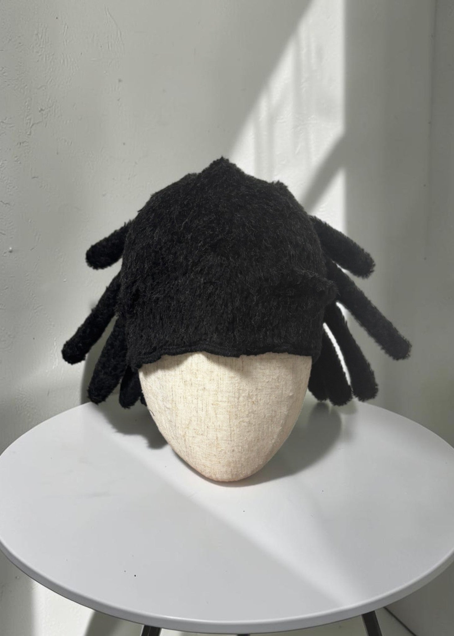 Integrated Gloves Dreadlock-Style Beanie