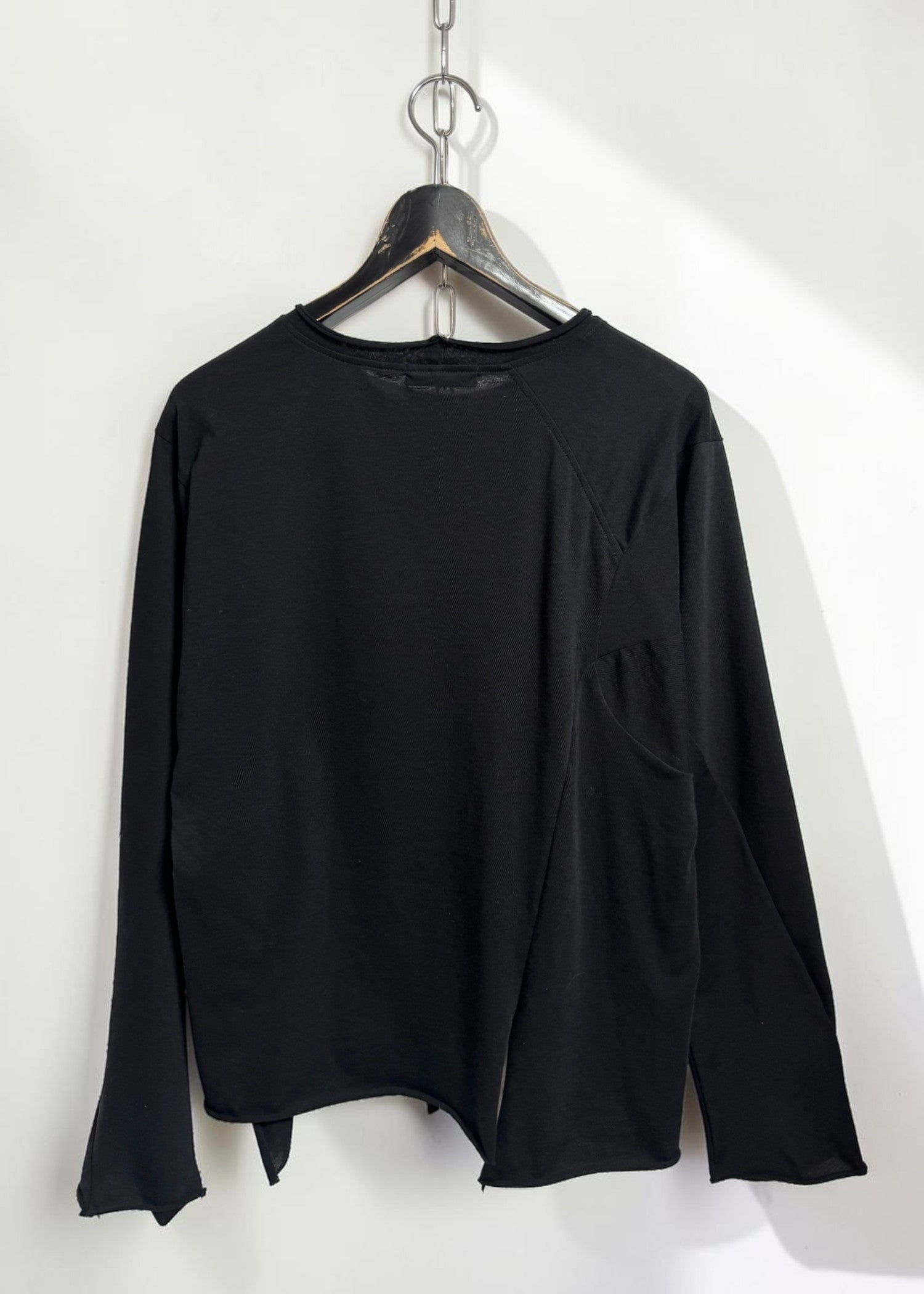 Offset Long-Sleeve Tee [BK]