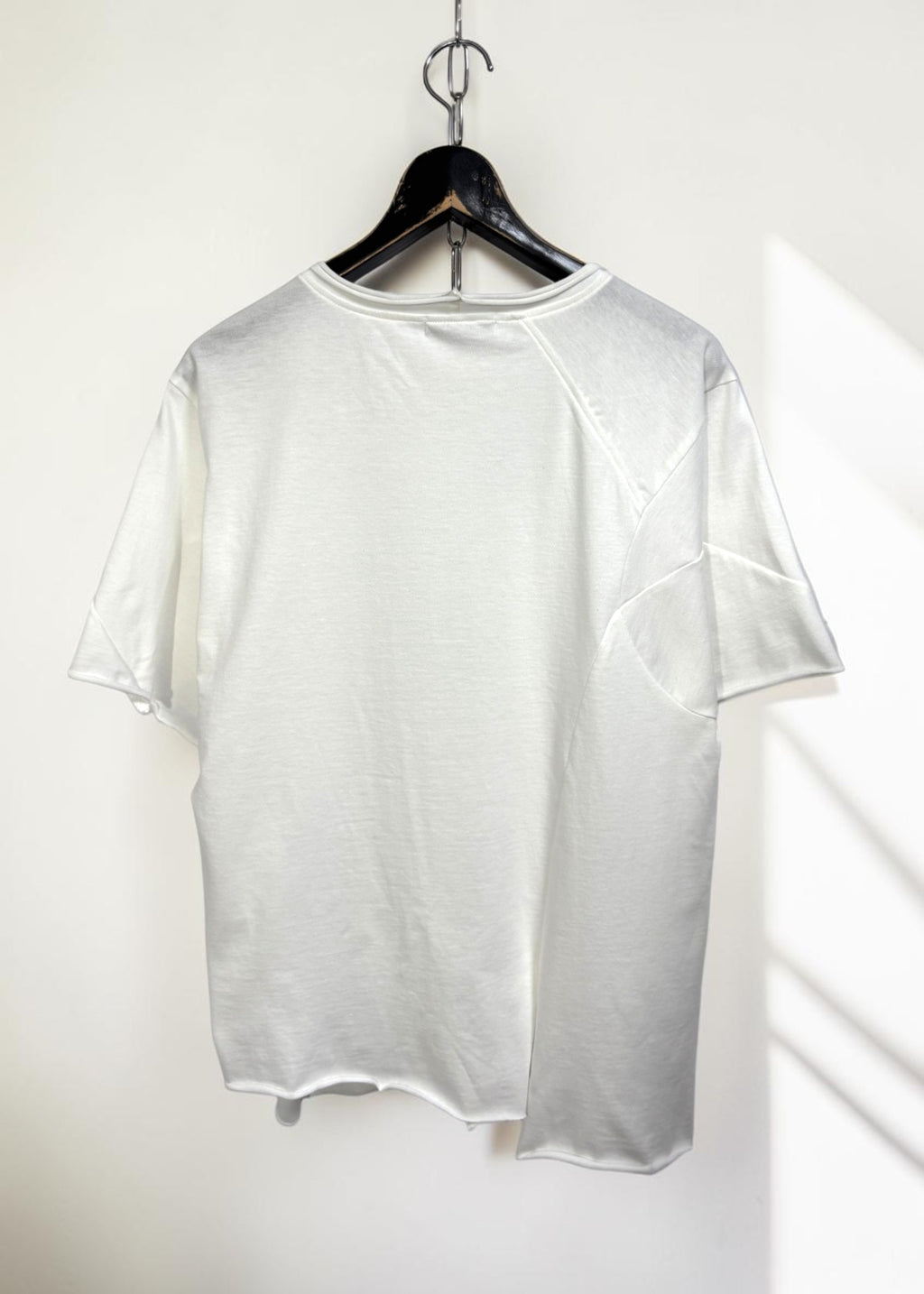 Offset Short-Sleeve Tee [WH]