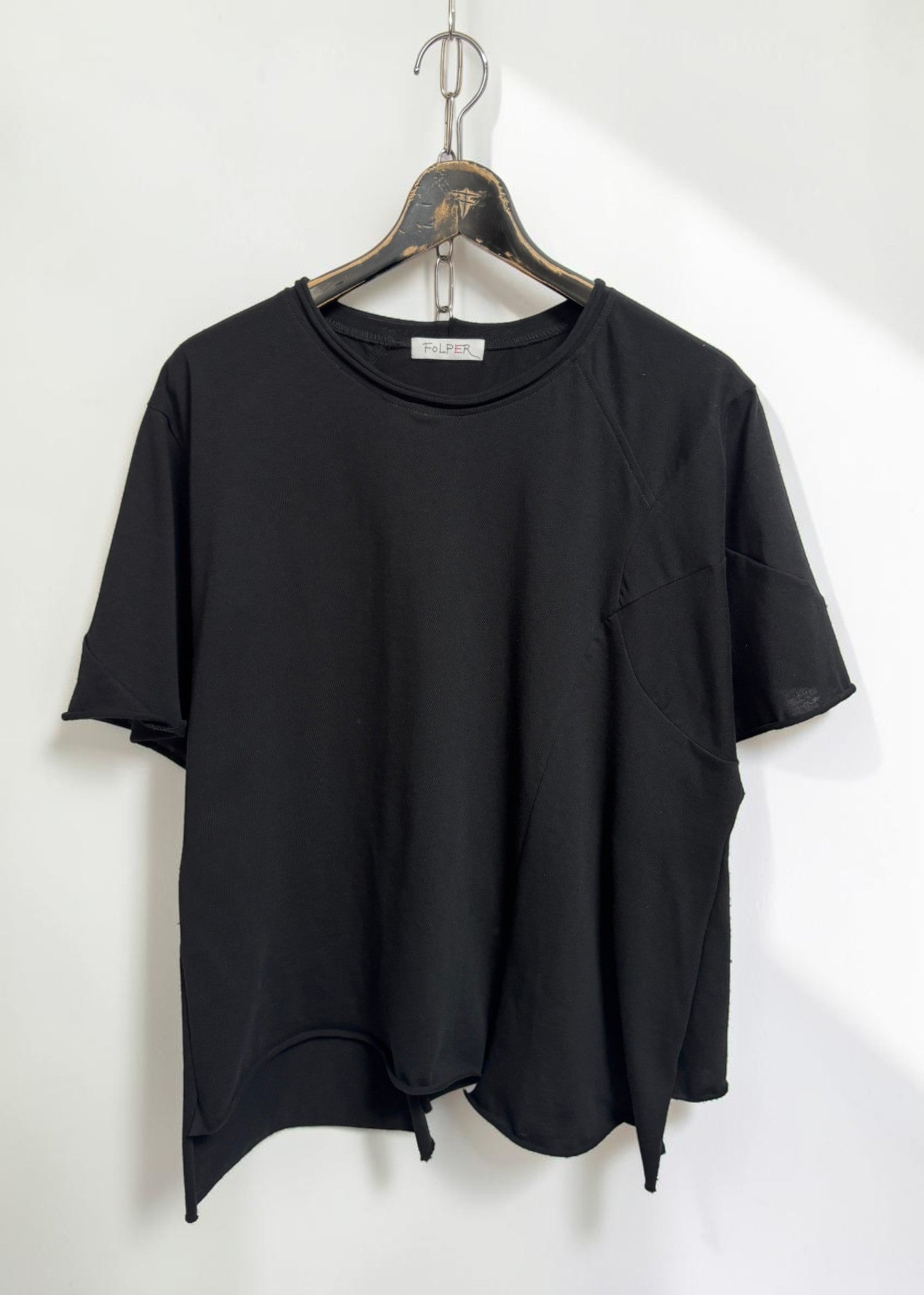 Offset Short-Sleeve Tee [BK]
