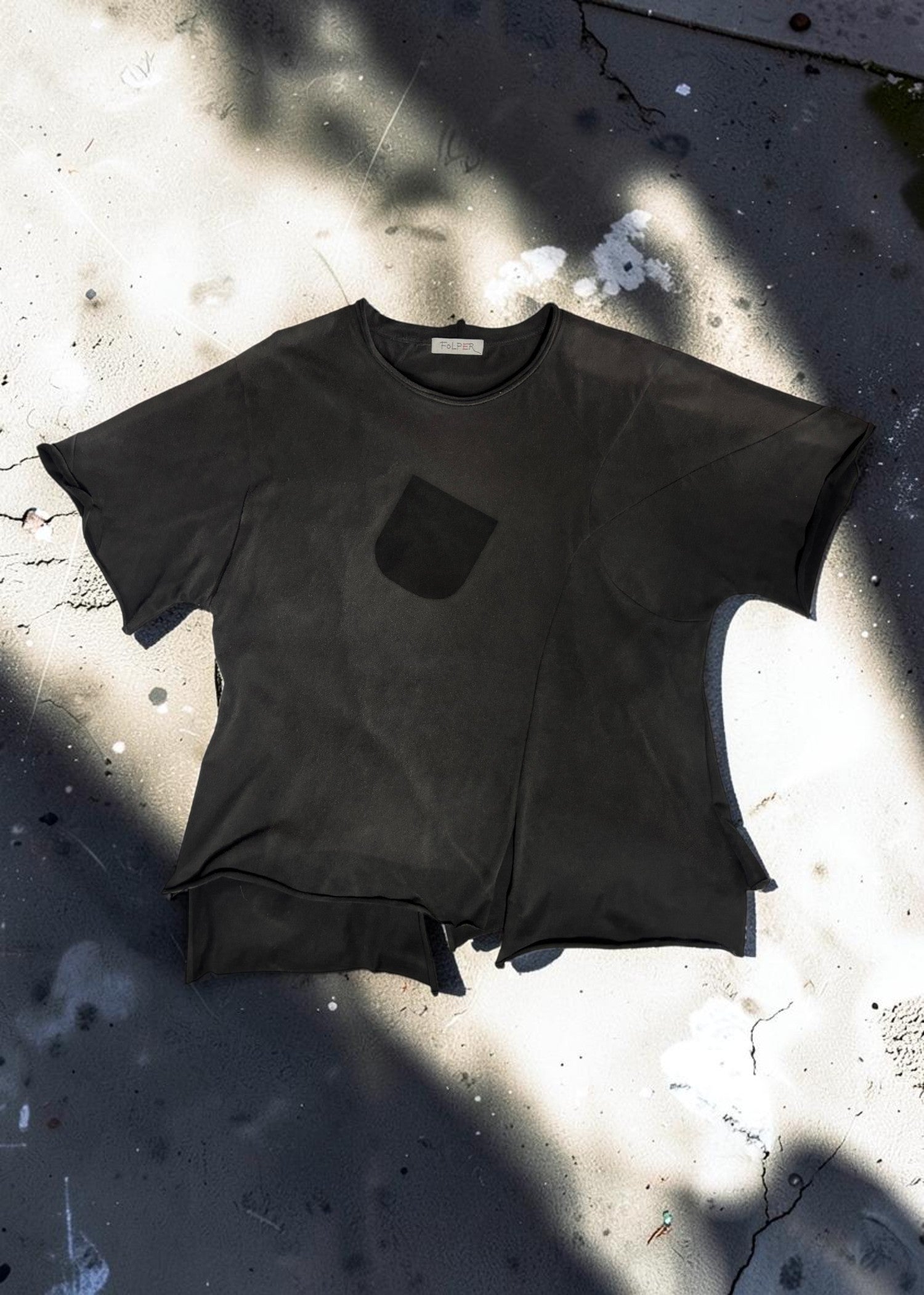 Sun-Faded Effect Offset Short-Sleeve Tee [BK]
