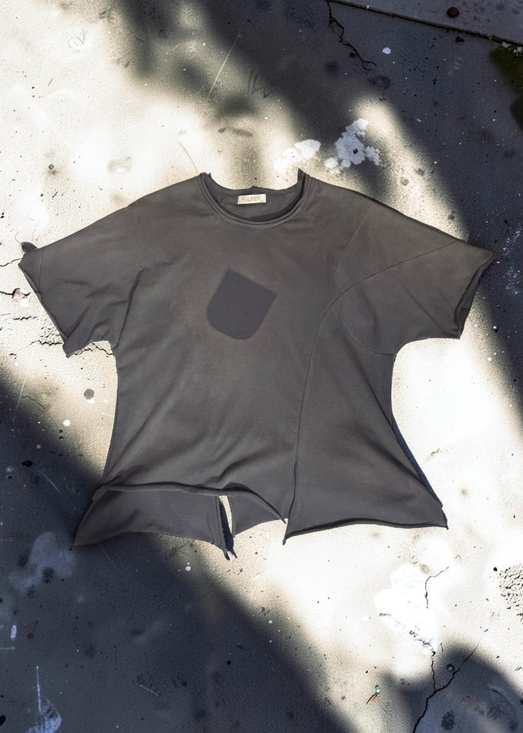 Sun-Faded Effect Offset Short-Sleeve Tee [NV]